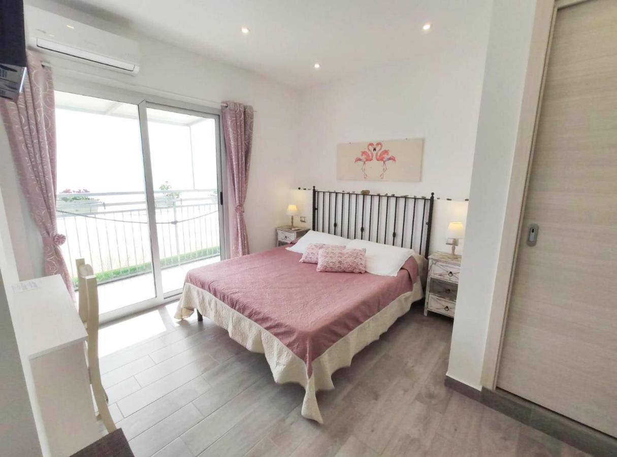 B&B Capo Rizzuto Fronte Mare Eksteriør bilde